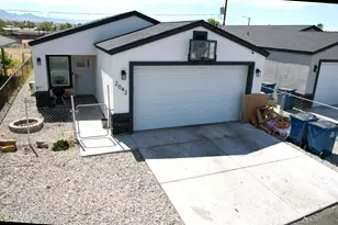 2042 Gregg Ln, Bullhead City, AZ 86442 - Photo 4