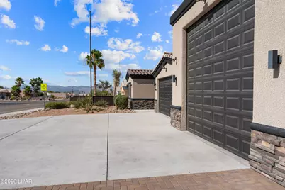 3405 Jamaica Blvd S, Lake Havasu City, AZ 86406 - Photo 8