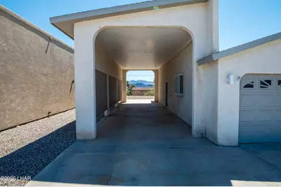 1834 Beavertail Dr, Lake Havasu City, AZ 86403 - Photo 2