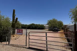 39967 Nevada Pl, Salome, AZ 85348 - Photo 1