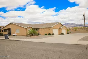 1348 Vaquero Dr, Lake Havasu City, AZ 86406 - Photo 1