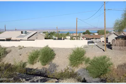 135 Nelson Ln, Lake Havasu City, AZ 86403 - Photo 1
