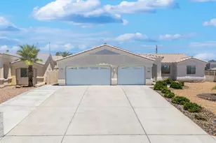 1586 McCulloch Blvd S, Lake Havasu City, AZ 86406 - Photo 1