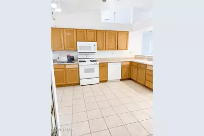 2412 Juneberry Cir, Bullhead City, AZ 86442 - Photo 10