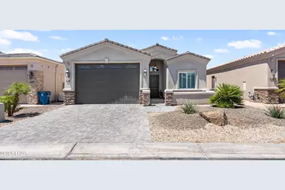 636 Grand Island Dr, Lake Havasu City, AZ 86403 - Photo 1