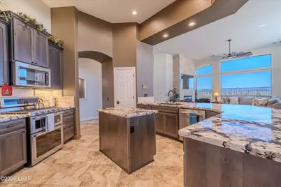 3765 Surrey Hills Ln, Lake Havasu City, AZ 86404 - Photo 8