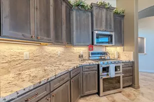3765 Surrey Hills Ln, Lake Havasu City, AZ 86404 - Photo 10