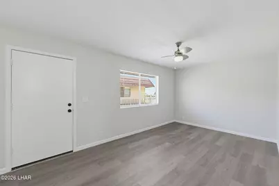 2301 McCulloch Blvd N #E8, Lake Havasu City, AZ 86403 - Photo 8