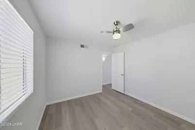 2301 McCulloch Blvd N #E8, Lake Havasu City, AZ 86403 - Photo 14
