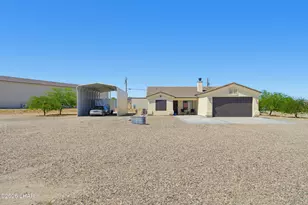 7703 N Rice Dr, Lake Havasu City, AZ 86404 - Photo 2