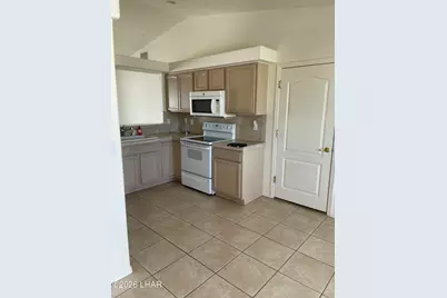 741 Powder Dr, Lake Havasu City, AZ 86406 - Photo 4
