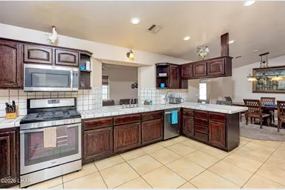 2560 Castaway Dr, Lake Havasu City, AZ 86406 - Photo 18