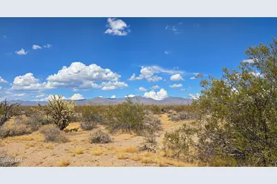 123-30-009 S Sundance Kid Rd, Yucca, AZ 86438 - Photo 2