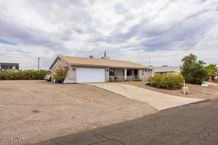 896 Deepwater Dr, Lake Havasu City, AZ 86403 - Photo 2