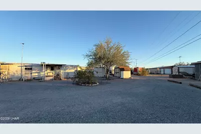 70 N Emelia Ave, Quartzsite, AZ 85346 - Photo 20