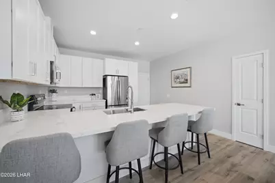 2830 Palisades Dr #104, Lake Havasu City, AZ 86404 - Photo 2