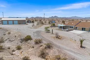 7789 N Wagon Wheel Dr, Lake Havasu City, AZ 86404 - Photo 2