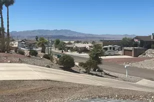 2713 Huntington Dr, Lake Havasu City, AZ 86404 - Photo 2