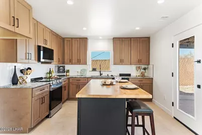 3941 Albacore Dr, Lake Havasu City, AZ 86406 - Photo 4