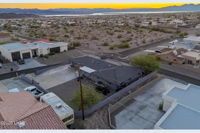 4056 Sponson Dr, Lake Havasu City, AZ 86406 - Photo 4