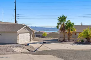 1310 Bombay Plaza S, Lake Havasu City, AZ 86404 - Photo 24