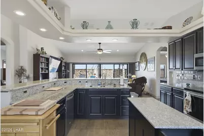 3239 Palm Tree Dr, Lake Havasu City, AZ 86404 - Photo 12
