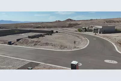 9025 Corte Barraso, Lake Havasu City, AZ 86406 - Photo 4