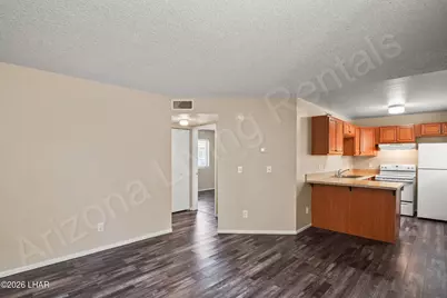 2690 McCulloch Blvd N #4, Lake Havasu City, AZ 86403 - Photo 6
