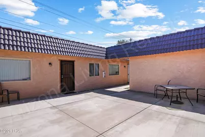 2690 McCulloch Blvd N #4, Lake Havasu City, AZ 86403 - Photo 2