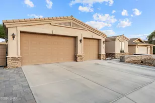 3356 Roadrunner Dr, Lake Havasu City, AZ 86406 - Photo 1