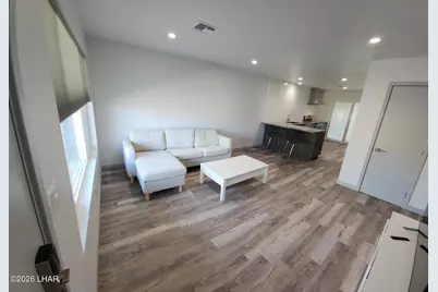 410 Hummingbird Dr #2, Lake Havasu City, AZ 86403 - Photo 2