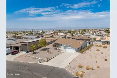 548 War Eagle Plz, Lake Havasu City, AZ 86406 - Photo 2