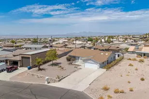 548 War Eagle Plaza, Lake Havasu City, AZ 86406 - Photo 2