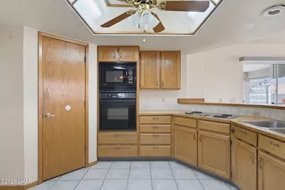 548 War Eagle Plz, Lake Havasu City, AZ 86406 - Photo 16