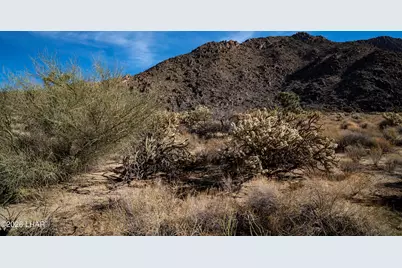 245-02-152 S Carrow Rd, Yucca, AZ 86438 - Photo 12