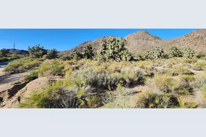 245-02-152 S Carrow Rd, Yucca, AZ 86438 - Photo 1