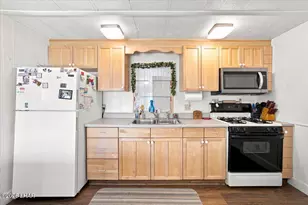 12708 S Cortaro Dr, Golden Shores, AZ 86436 - Photo 16