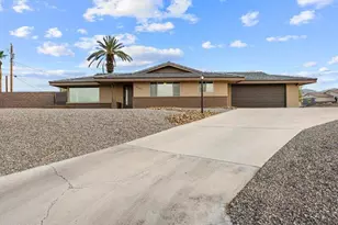 2597 Tradewind Dr, Lake Havasu City, AZ 86403 - Photo 1