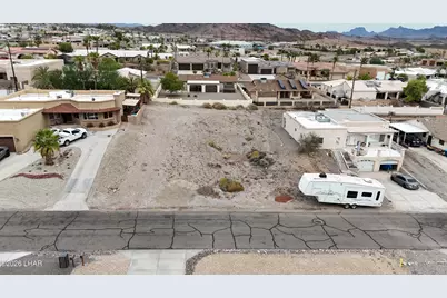 894 Paso Dr, Lake Havasu City, AZ 86406 - Photo 1