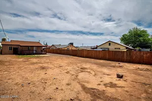 1708 S Navajo Ave, Parker, AZ 85344 - Photo 18