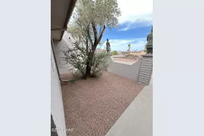 90 Mariposa Dr #102, Lake Havasu City, AZ 86403 - Photo 2