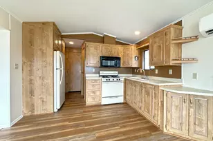 660 W Granada Dr, Quartzsite, AZ 85346 - Photo 6