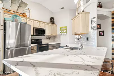 3235 Poppy Trail Pl, Lake Havasu City, AZ 86406 - Photo 10