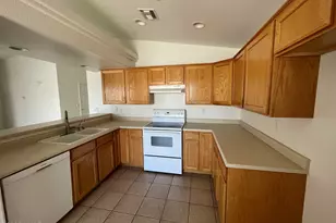 2152 Barranca Dr, Lake Havasu City, AZ 86403 - Photo 2