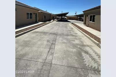 3556 Kearsage Dr #G102, Lake Havasu City, AZ 86406 - Photo 2