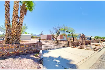 28168 Diamond Pl, Quartzsite, AZ 85346 - Photo 1