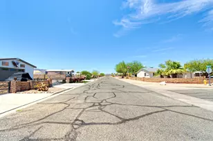 28168 Diamond Pl, Quartzsite, AZ 85346 - Photo 36