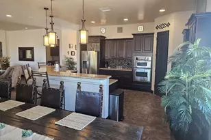 1977 E Troon Dr, Lake Havasu City, AZ 86404 - Photo 10