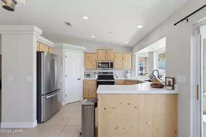 2830 Edgewood Dr, Lake Havasu City, AZ 86406 - Photo 8