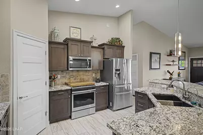 3183 Simitan Dr, Lake Havasu City, AZ 86404 - Photo 6
